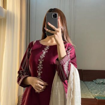 "Maroon Majesty"